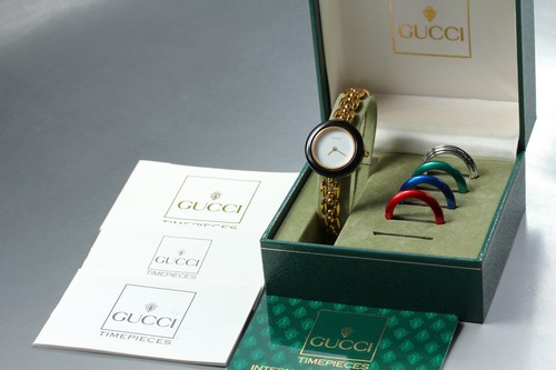 Montre quartz femme vintage - à,