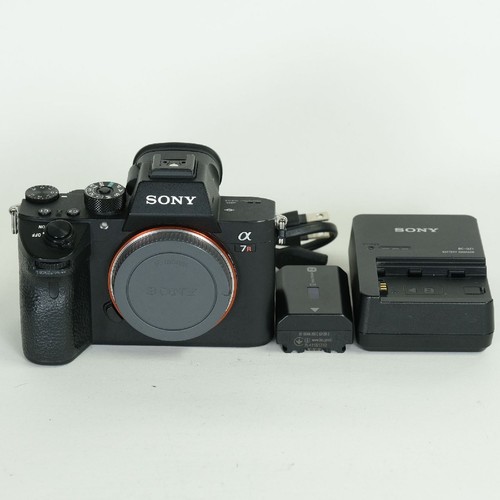 Sony alpha α7r - sony,