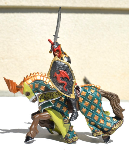 Chevalier épée - chevalier, à