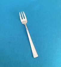 1 fourchette à gâteau