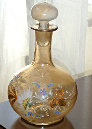 Ancienne carafe emaillee - carafe, dans