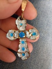 PENDENTIF CROIX en ÉMAUX de LIMOGES ? - Abîmée