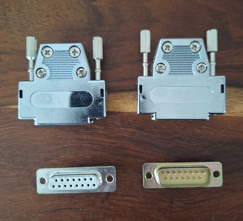 Boîtier sub broches - d-sub, 15