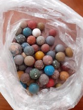Lot 50 anciennes billes en