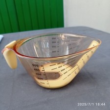 Pichet mesureur 500 ml Tupperware Neuf jaune