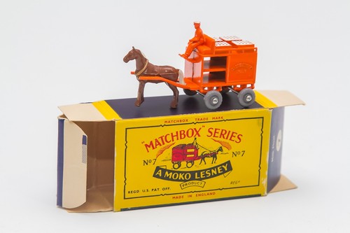Matchbox milk float - milk, no