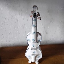 Violon Faience De Desvres Décor Fleurs Bleus Hauteur 30cm Largeur 9 cm