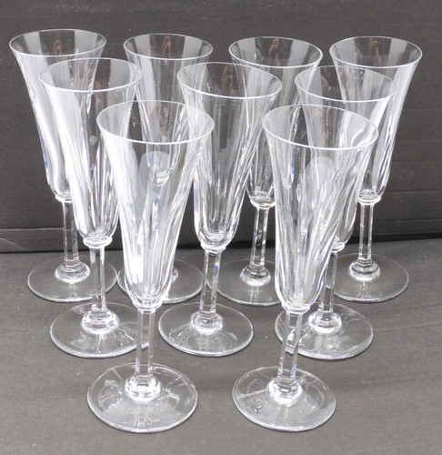 Flutes a champagne - a,