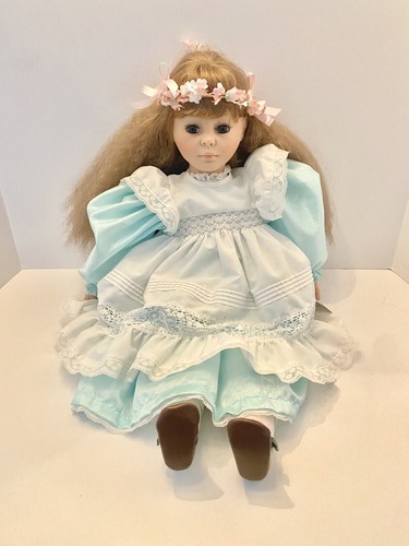 Vtg corolle doll 1990 ltd - doll,