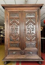 Armoire époque Louis XIII en chêne massif circa 1680