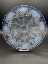 un plat œillet de R.Lalique