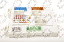 VOLVO V40 II 1.5 T2 122CH BSI Boîte À Fusibles 31453131