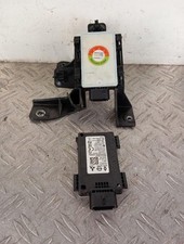 Boitier radar de recul RENAULT CLIO 5 PHASE 1 284L04495R