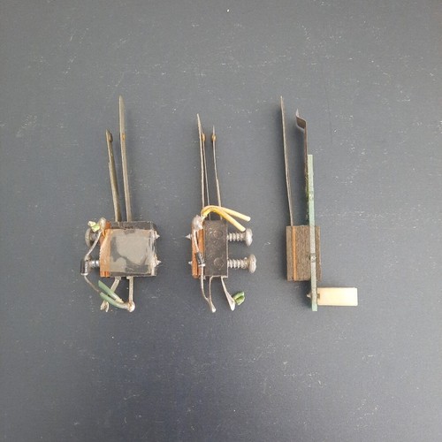 Contact plateau flipper - contact,