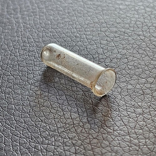 Minuscule éprouvette tube - éprouvette, ou