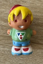 Figurine garcon et sa