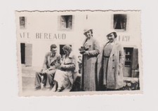 Snapshot argentique 20 aout 1933 Rochard Vendée Rallye café Bereaud épicerie