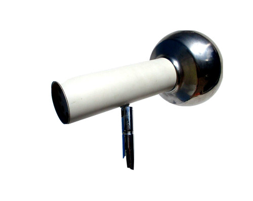 Lampe applique moderniste