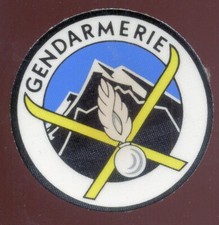 GENDARMERIE / MONTAGNE - flamme un peu rougie - plastifié