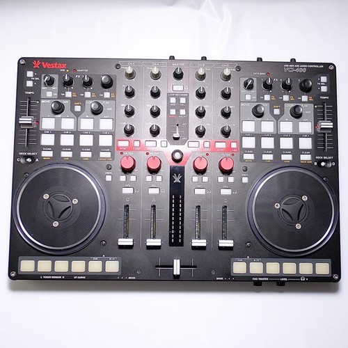 Vestax vci 400dj channel - 4-channel, pro