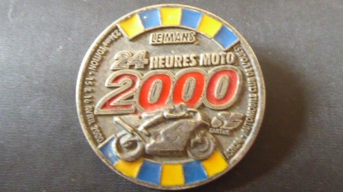 Insigne metal badge des - des, 24