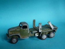 Epave de voiture : Dinky - France Jouet - Solido - Crescent - Epave 12