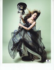 Miley Cyrus - HANNAH MONTANA -