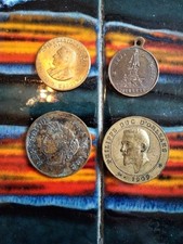 Lot 4 Médailles Bronze LEON