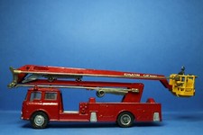 Simon Snorkel fire engine