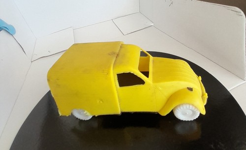 Camionnette plastique - 2, cv