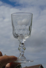Verre en cristal taille nid