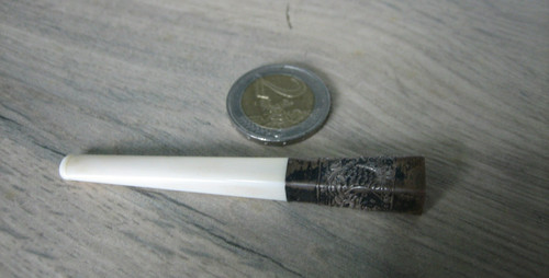 Ancien fume cigarette - ancien,