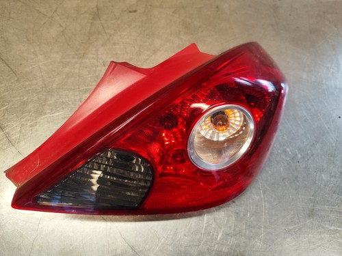 Feu phare arriere droit opel - phare,