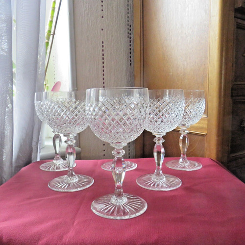 Verres vin rouge en - a,