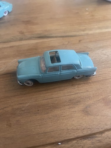 Norev peugeot 404 - norev, avec