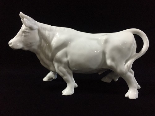 P1290 statue taureau vache - p1290,