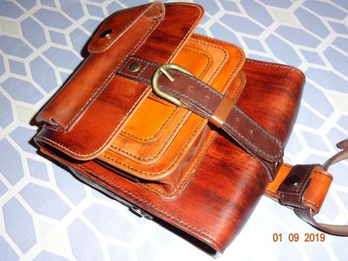 Sacoche cuisse cuir fait - cuir,