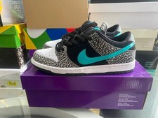 Nike SB dunk low Atmos