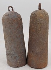 PAIRE DE POIDS D'HORLOGE