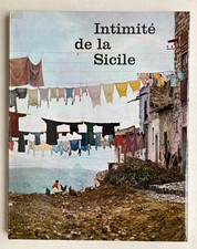 INTIMITÉ DE LA SICILE  Guilde