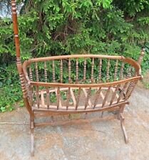 Landau berceau Col de Cygne ancien alsacien époque Louis Philippe en noyer 1830