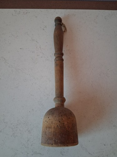 Pilon bois très ancien - pilon,