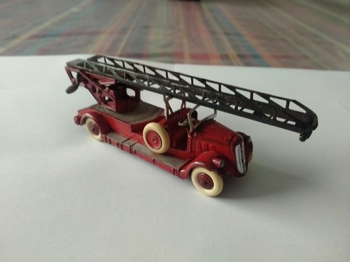Dinky toys delahaye pompier - dinky,