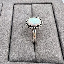 Bague argent avec opale blanche ovale Argent 925 Millième (22 CT) 2,84g