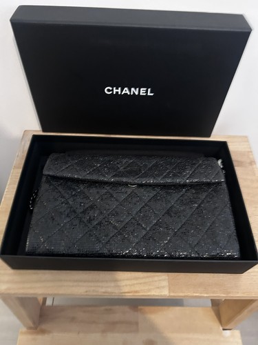 Chanel chain christmas bag - chanel,