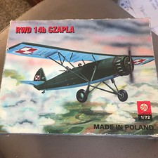 KIT MAQUETTE AVION  RECONNAISSANCE POLONAIS RWD 14b CZAPLA VERSION ROUMAINE NEUF