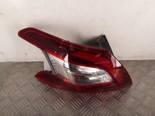 Feu arriere principal gauche