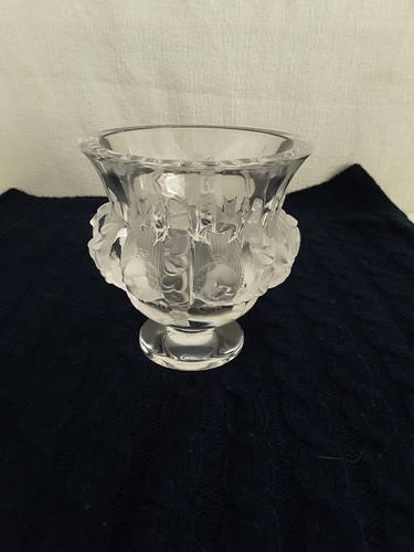 Lalique dampierre vase with - dampierre,
