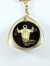 PORTE-CLES - Résine Inclusion - Tête Taureau, BOUCHERIE - NOGENT - Vintage 1960s