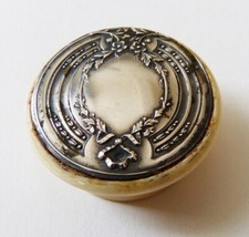 Petite boite 19e siècle en